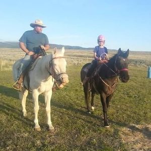 Meet your Posher, Clint